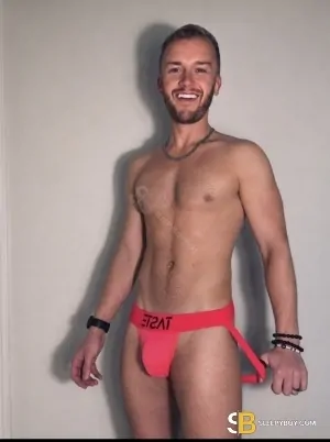Gay Escort Kyle 32yr - sucking