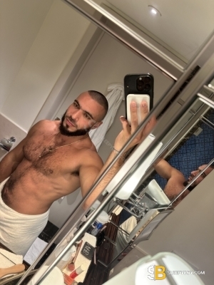 Bisexual Escort Moustapha 29yr - licking