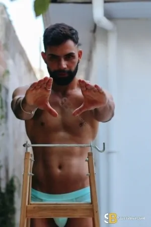 Bisexual Escort Kevin 33yr - sucking
