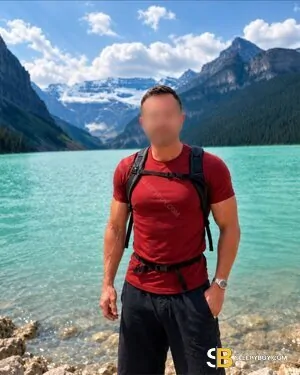 Gay Escort Micky 47yr - licking