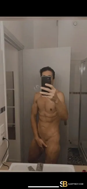 Bisexual Escort Caio Henrique 26yr - licking