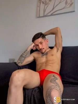 Bisexual Escort Lucas 24yr - role