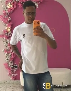 male rent boy London Igor Andrade