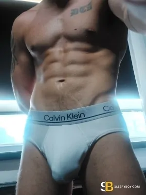 Bisexual Escort Macauley 30yr - dirty talk