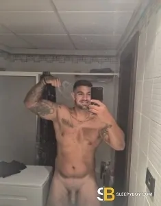male escort Belfast Tomy