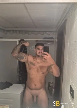 Bisexual Escort Tomy 27yr - licking