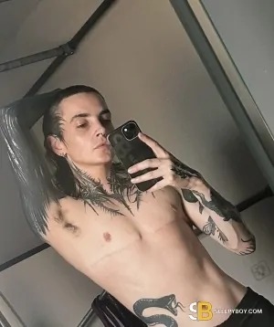 Bisexual Escort Silas 29yr - double penetration