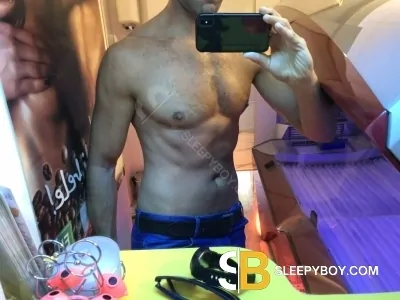 Gay Escort Leo 40yr - sucking
