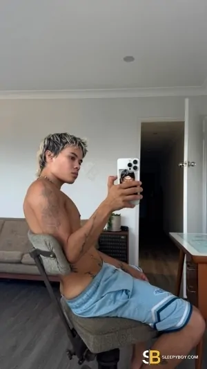Gay Escort Teddy 29yr - role