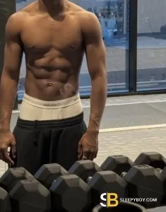 male rent boy Birmingham Xavier