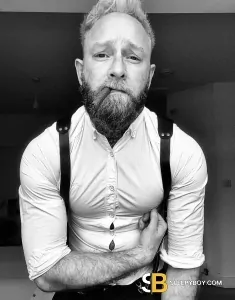 male escort Sheffield Lee
