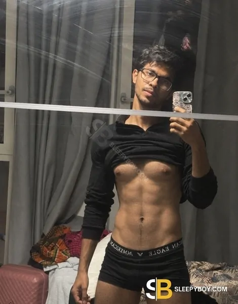 male escort Upton Park Nik Corriender