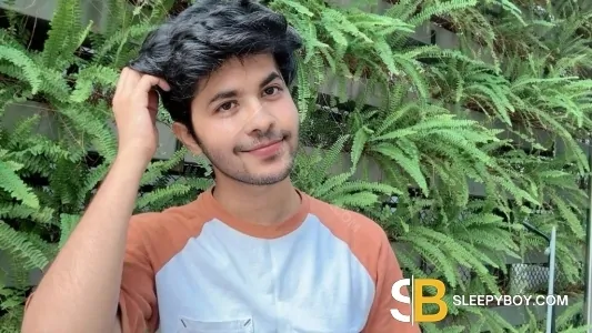 Bisexual Escort Nik Corriender 19yr - voyeurism