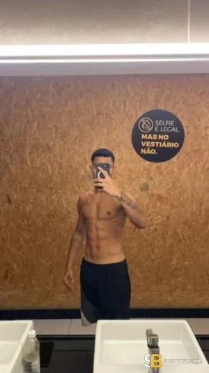 Bisexual Escort Miguel Silva 21yr - sucking