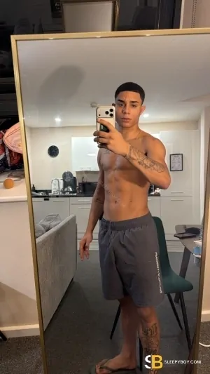 Bisexual Escort Miguel Silva 21yr - sucking
