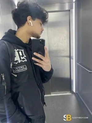 Gay Escort Basem 20yr - trios