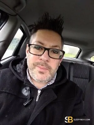 Gay Escort Kevin 54yr - role