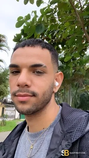 Bisexual Escort Brunno 28yr - role