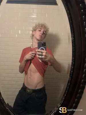 Bisexual Escort Luca 21yr - role
