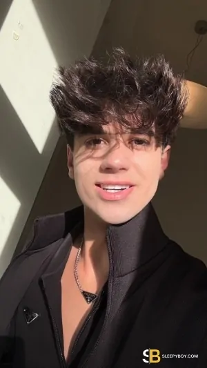 Bisexual Escort Gustavo 20yr - role
