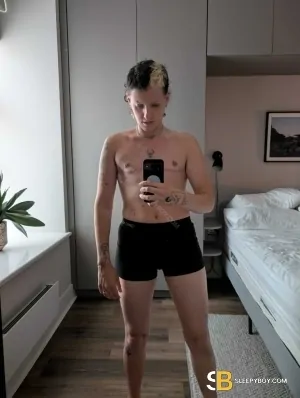 Bisexual Escort Leo 25yr - role