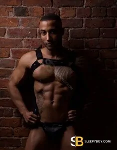 male rent boy Manchester L&eacute;o Prot&aacute;sio