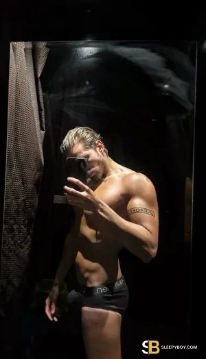 Bisexual Escort Cesarexl 27yr - licking