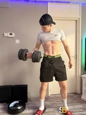 Bisexual Escort Ethan 22yr - dirty talk