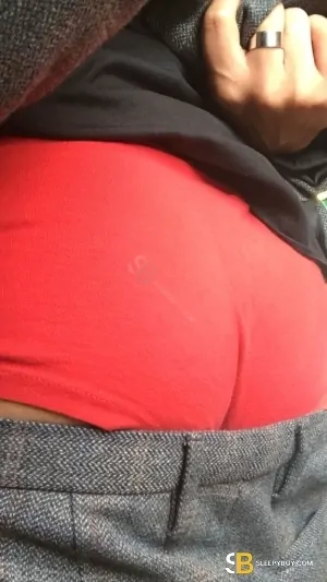 Gay Escort Isaac 19yr - exhibitionist