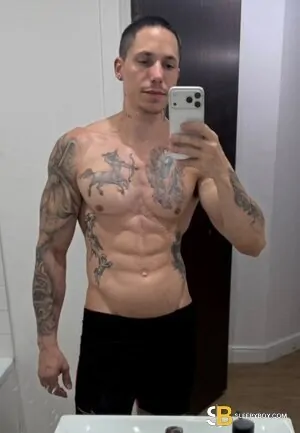 Bisexual Escort Claudio 37yr - licking