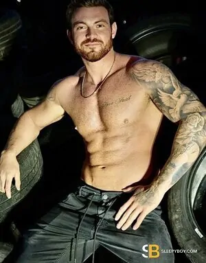 Bisexual Escort Blaine 25yr - role