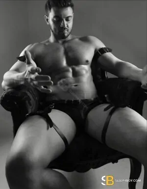 Bisexual Escort Blaine 25yr - role