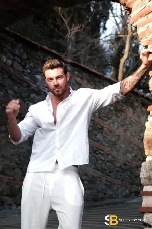 Bisexual Escort Blaine 25yr - role