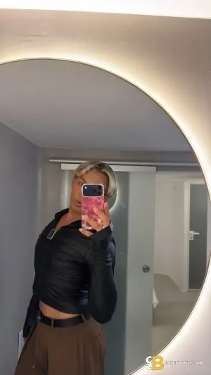 Gay Escort Kaio 22yr - role