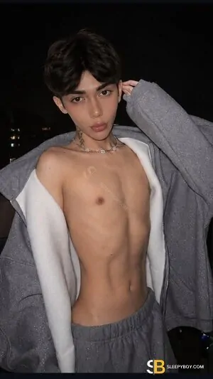 Gay Escort Suhel 22yr - always safe sex