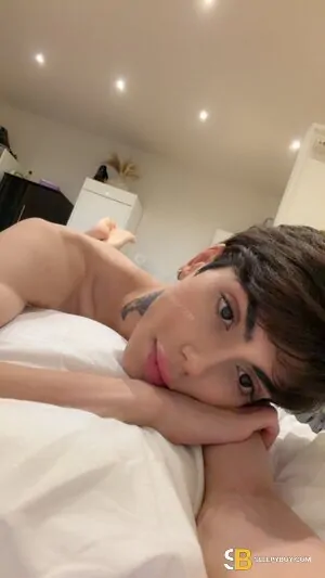 Gay Escort Suhel 22yr - cum on body
