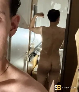Gay Escort River 24yr - double penetration