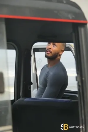 Bisexual Escort Marlon 26yr - role