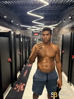 Gay Escort Gabriel 28yr - sucking