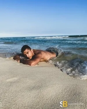 Gay Escort Gabriel 28yr - licking