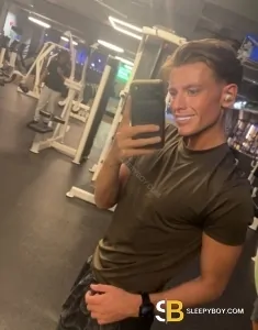 male rent boy Manchester Prettyboy