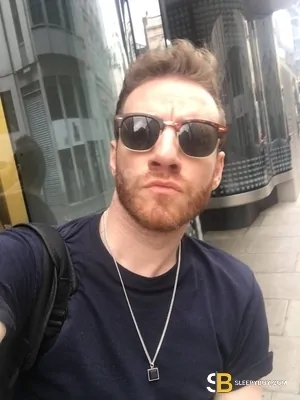 Gay Escort Theo 38yr - double penetration