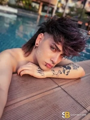Gay Escort Arash 27yr - role