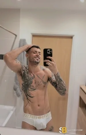 Bisexual Escort 🇧🇷 Xxl Matheus 🇧🇷 28yr - role