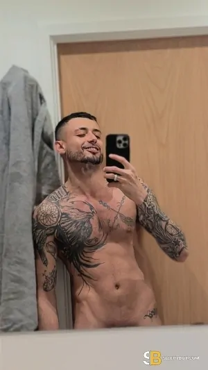 Bisexual Escort Lucas 28yr - role