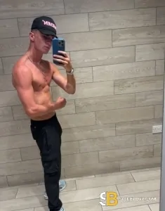 male escort Brentwood Joey