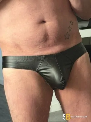 Bisexual Escort Tony 58yr - trios
