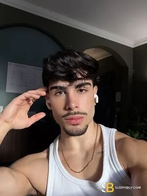 Gay Escort Pedro 22yr - role