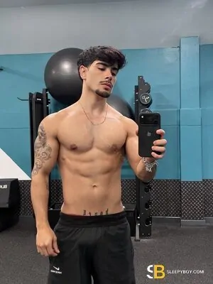 Gay Escort Pedro 22yr - role