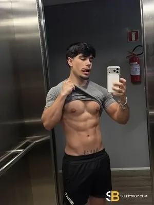 Gay Escort Pedro 22yr - sucking
